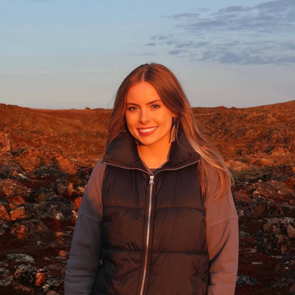 Laura (ラウラ) ☆・確認用 Laura_the_explorer_600x600_cro