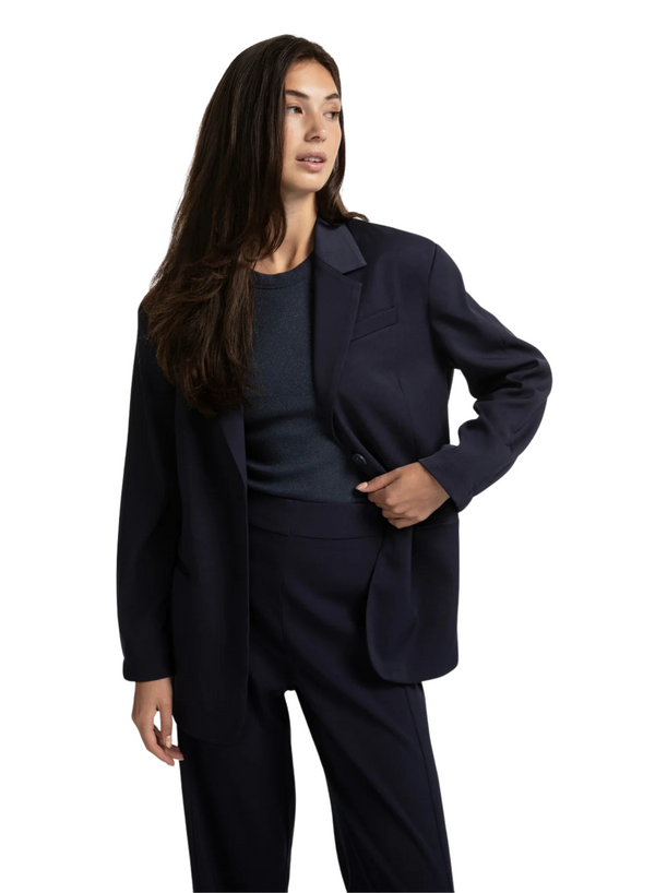 Clara Blazer