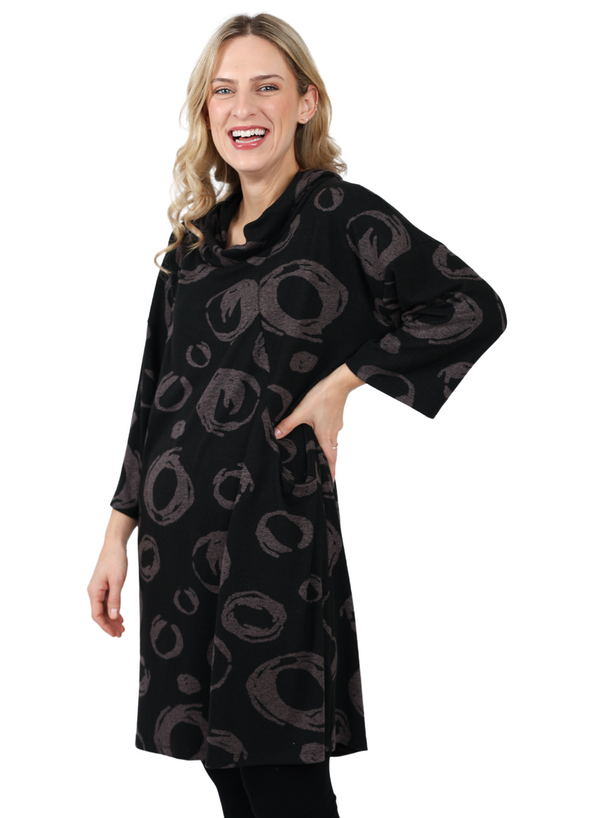 Quinta Dress