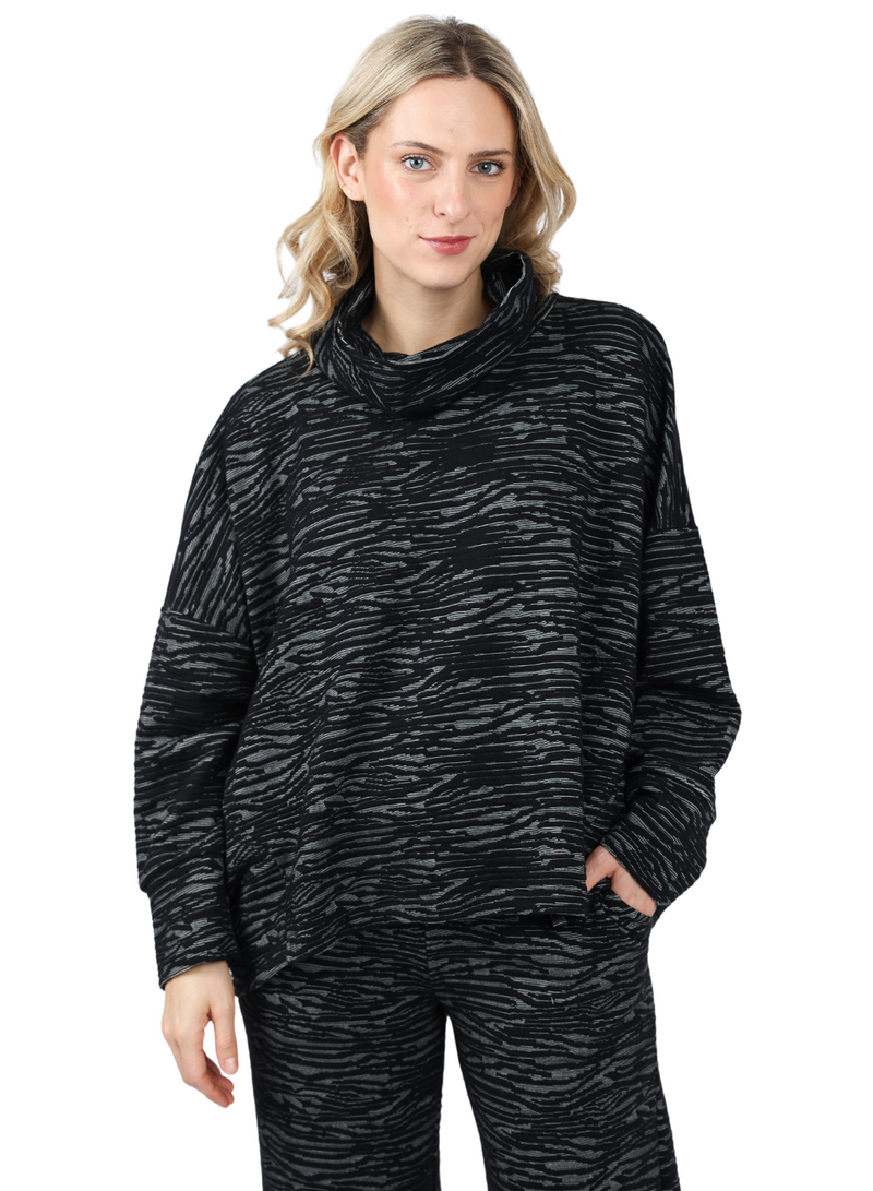 Jessica Pullover
