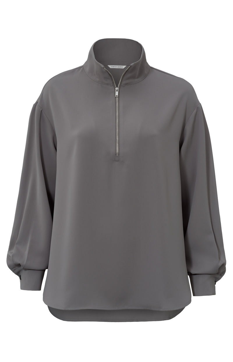 Top with Collar and Zip Closure